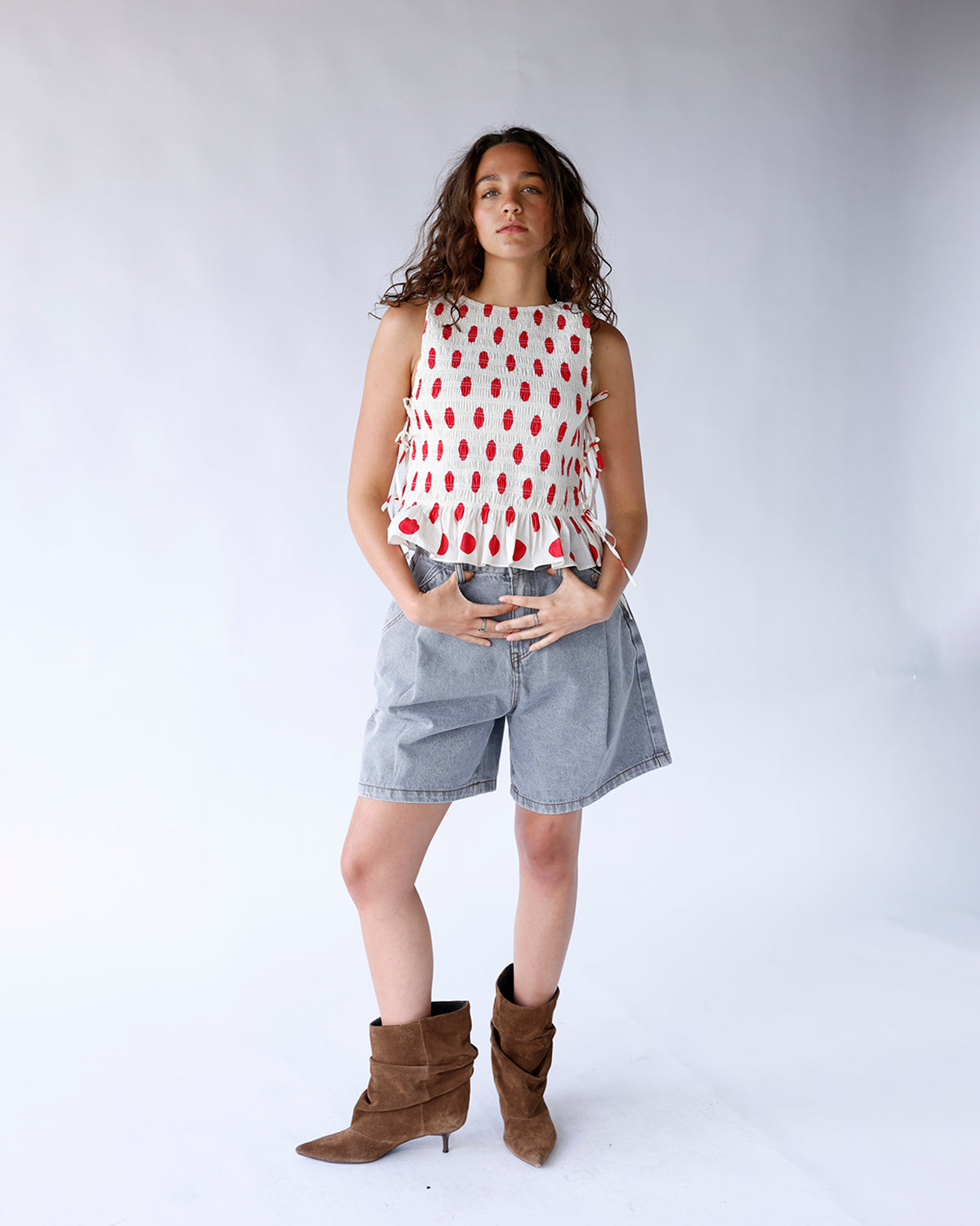 RED CONFETTI SLEEVELESS BLOUSE