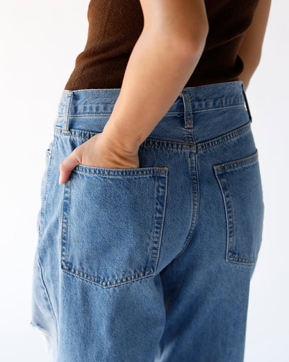 THE ALL-DAY BAGGY DAD JEAN