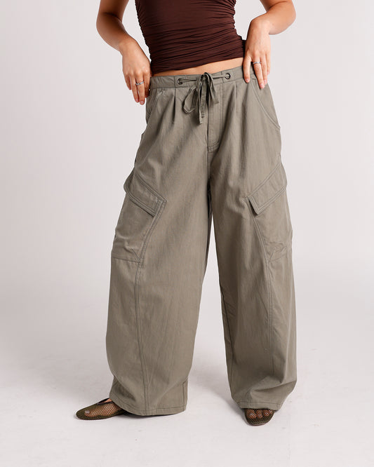 faded olive green wide leg cargo pants women