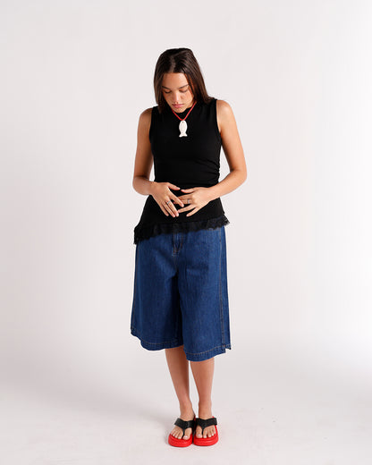 EVERYDAY ELEGANCE SLEEVELESS TOP X BLACK