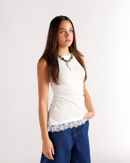 EVERYDAY ELEGANCE SLEEVELESS TOP X WHITE