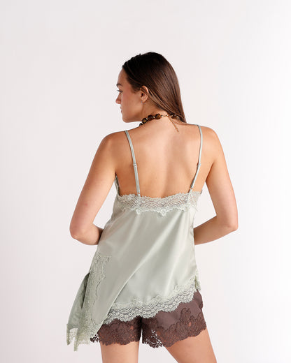 DREAMY DRAPE LACE TOP X OLIVE
