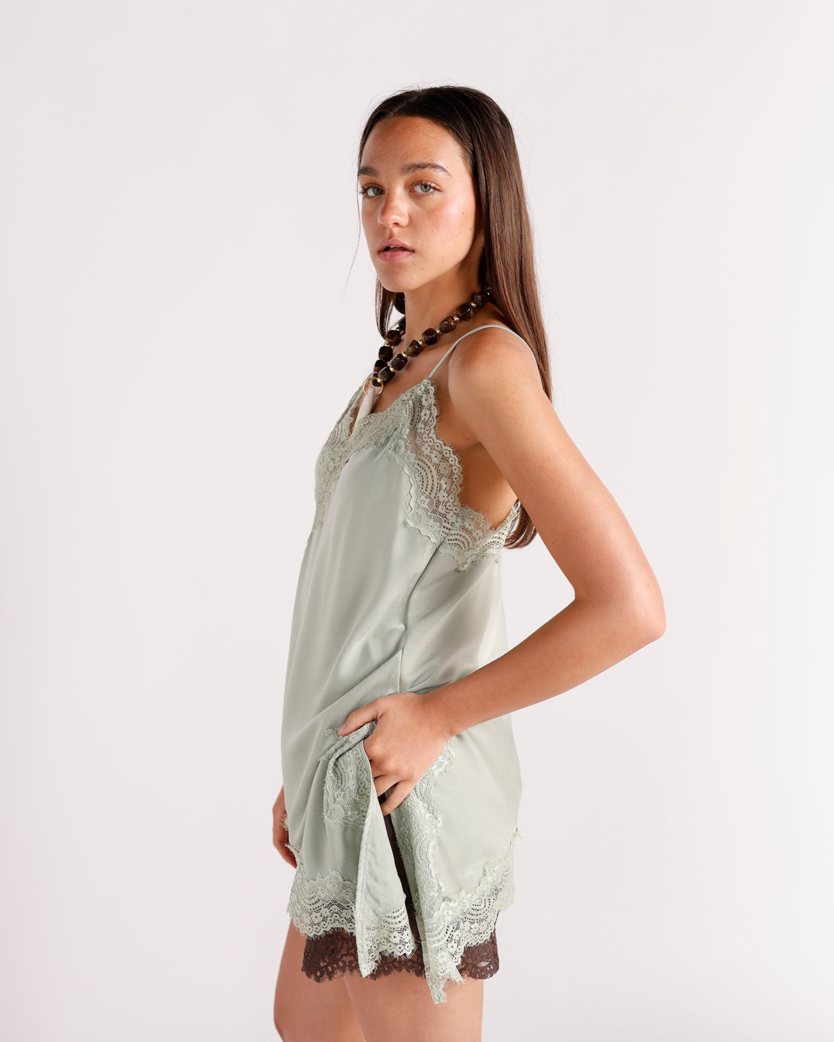 DREAMY DRAPE LACE TOP X OLIVE