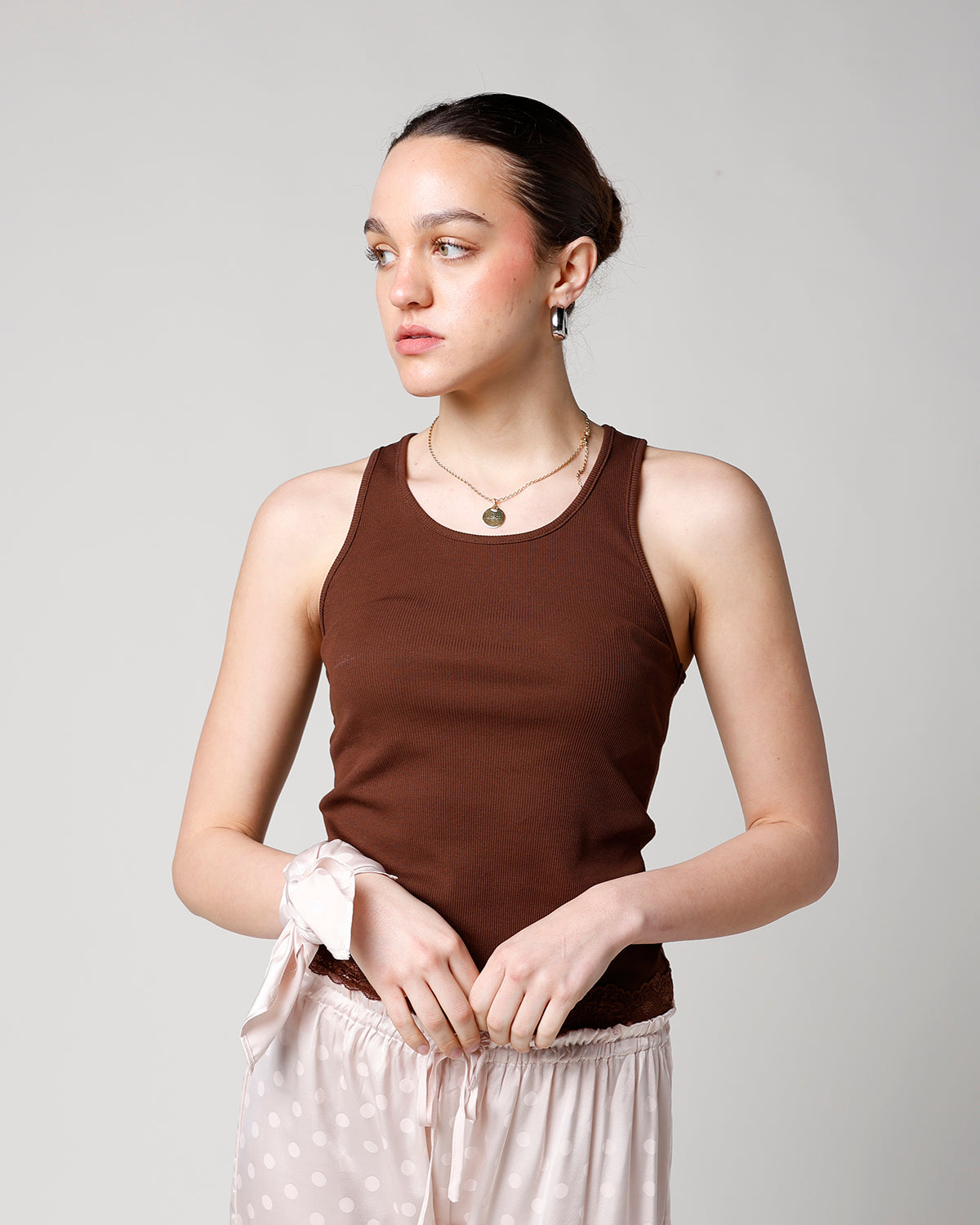 LACE & LOVE TANK TOP X BROWN