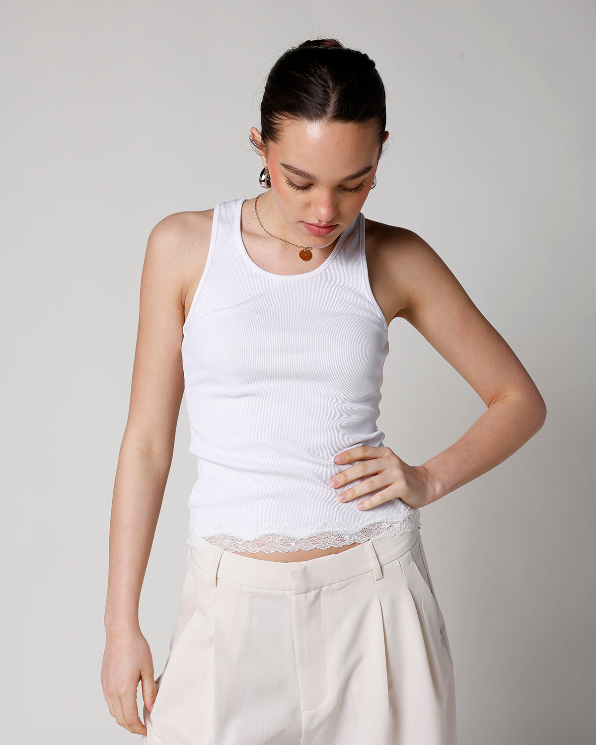 LACE & LOVE TANK TOP X WHITE