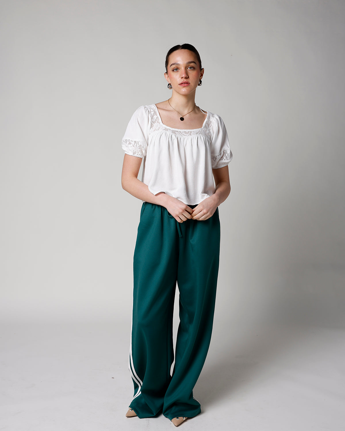 DREAMY LACE INSET TOP