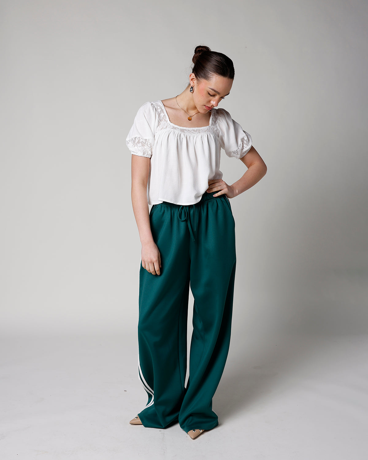 DREAMY LACE INSET TOP