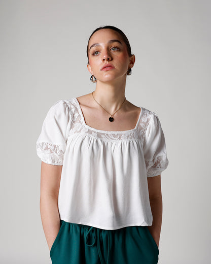 DREAMY LACE INSET TOP