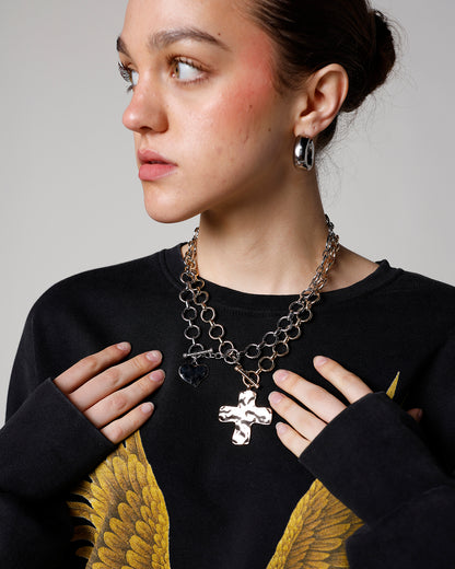 HAMMERED CROSS FRONT TOGGLE NECKLACE X GOLD