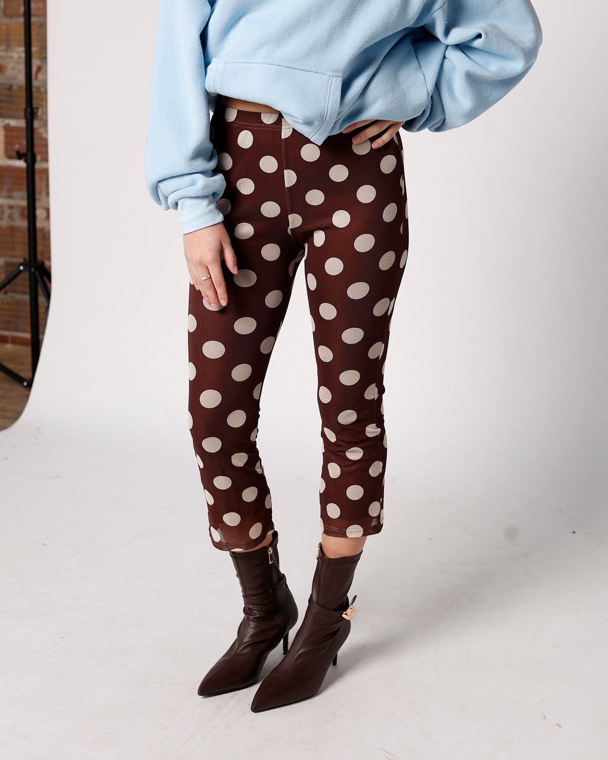 COCOA KISSES CAPRI PANT