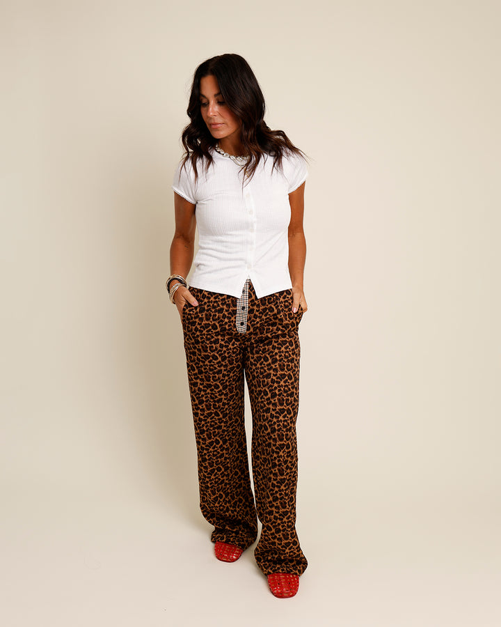PURE INNOCENCE RIBBED BUTTON UP TOP