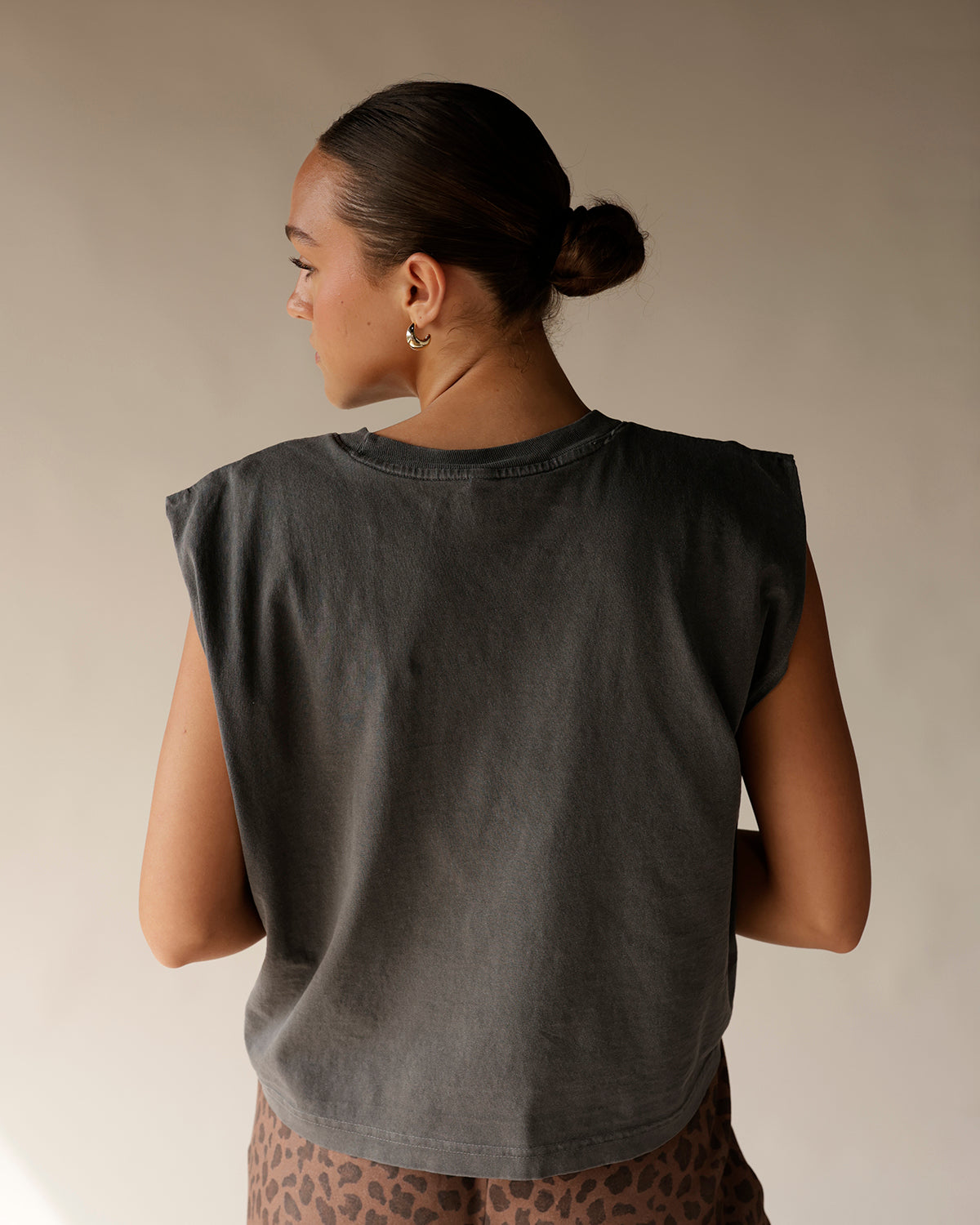 TRICK OR TRICK SOCIAL CLUB MUSCLE TEE