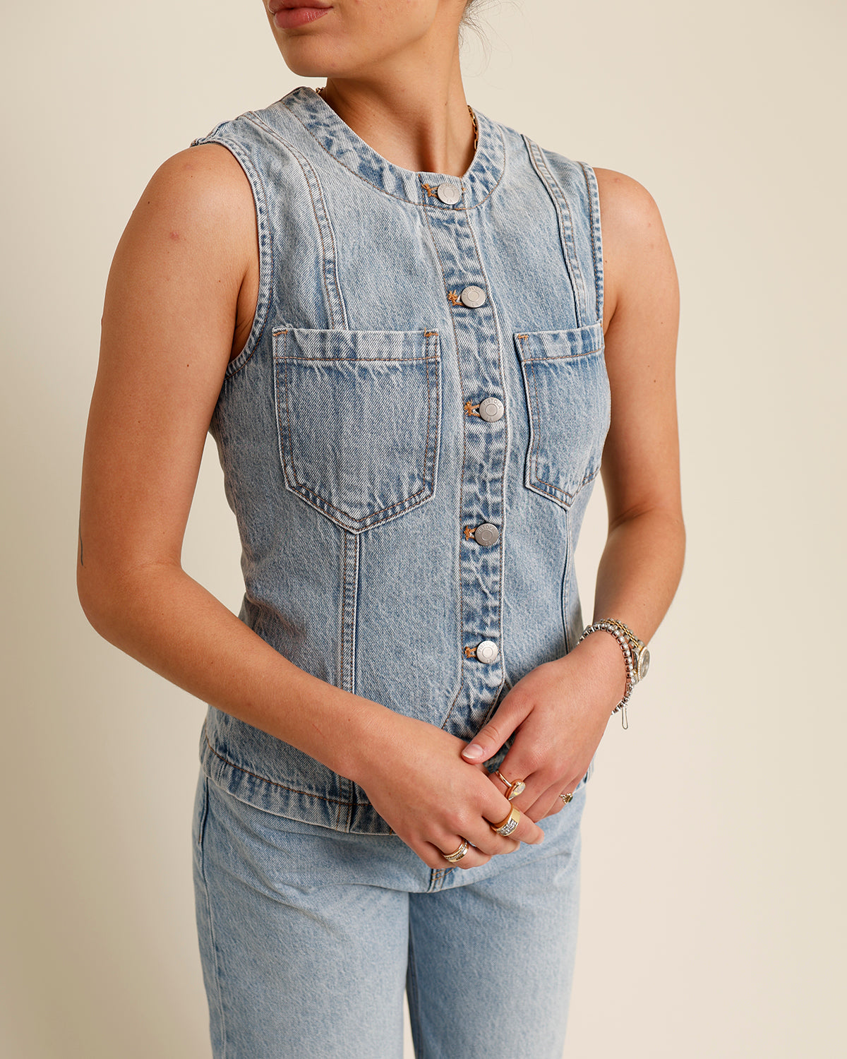 トップス REVERBERATE COLLARLESS VEST PISTOLA GAZEO GIA FITTED COLLARLESS VEST GAZE – The Hip Eagle