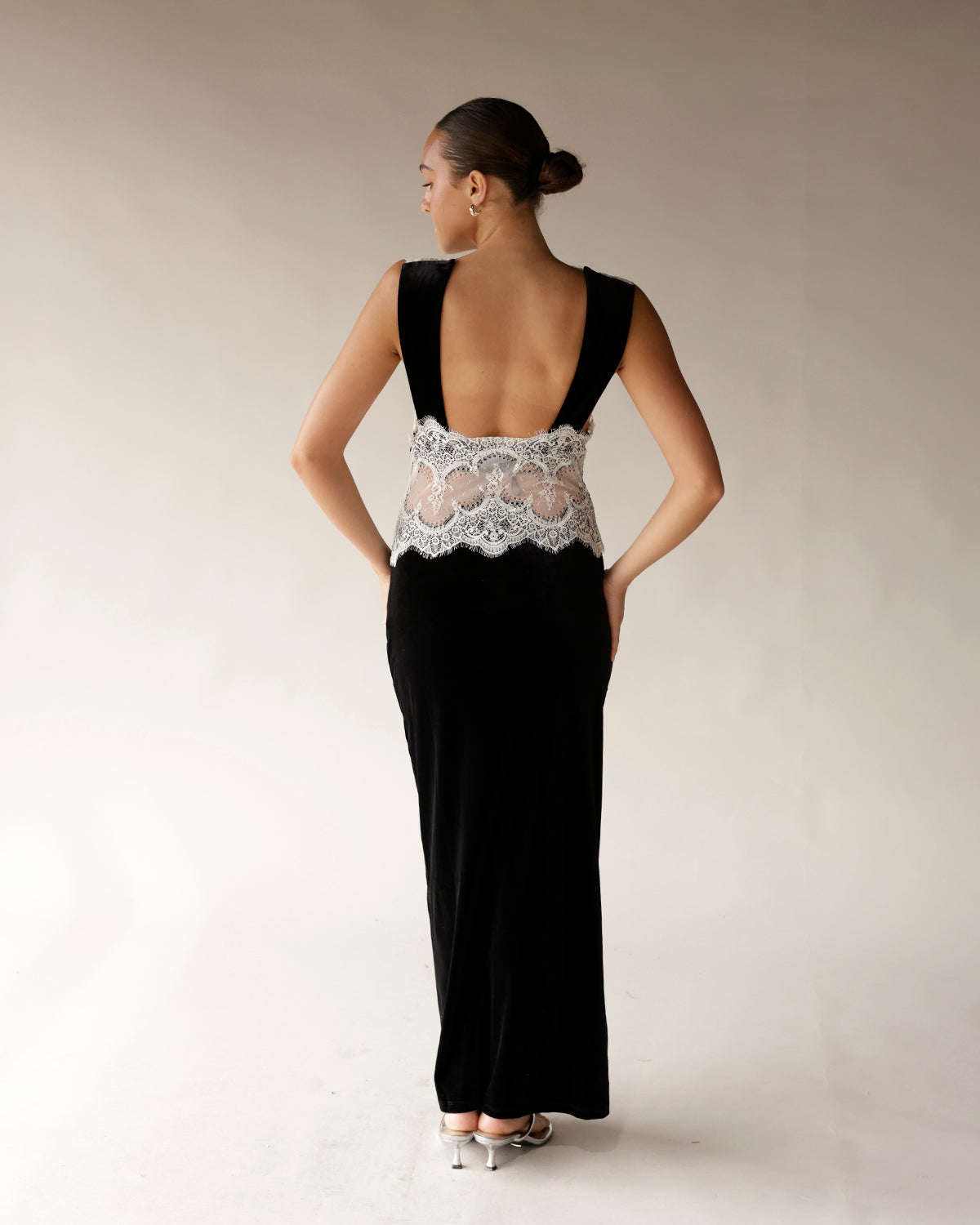 DAREDEVIL FASHIONISTA IVORY LACE BODICE DRESS