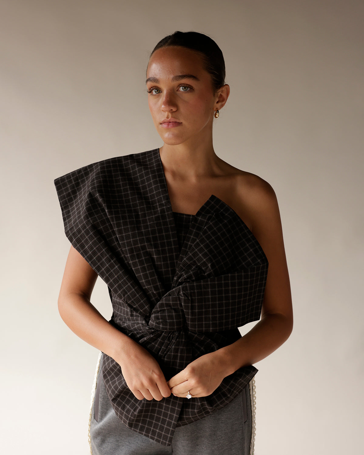 MAUDE GIA PLAID BOW TOP