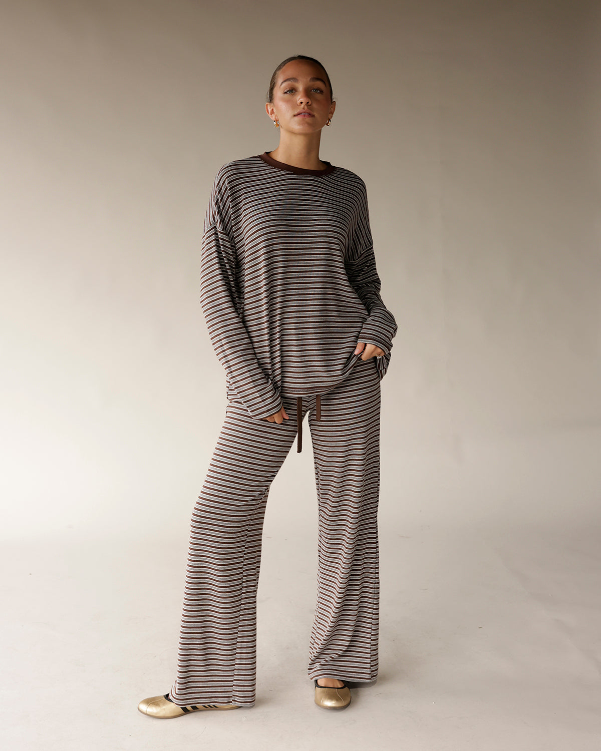COUCH CLUB STRIPED LONG SLEEVE TOP X BROWN