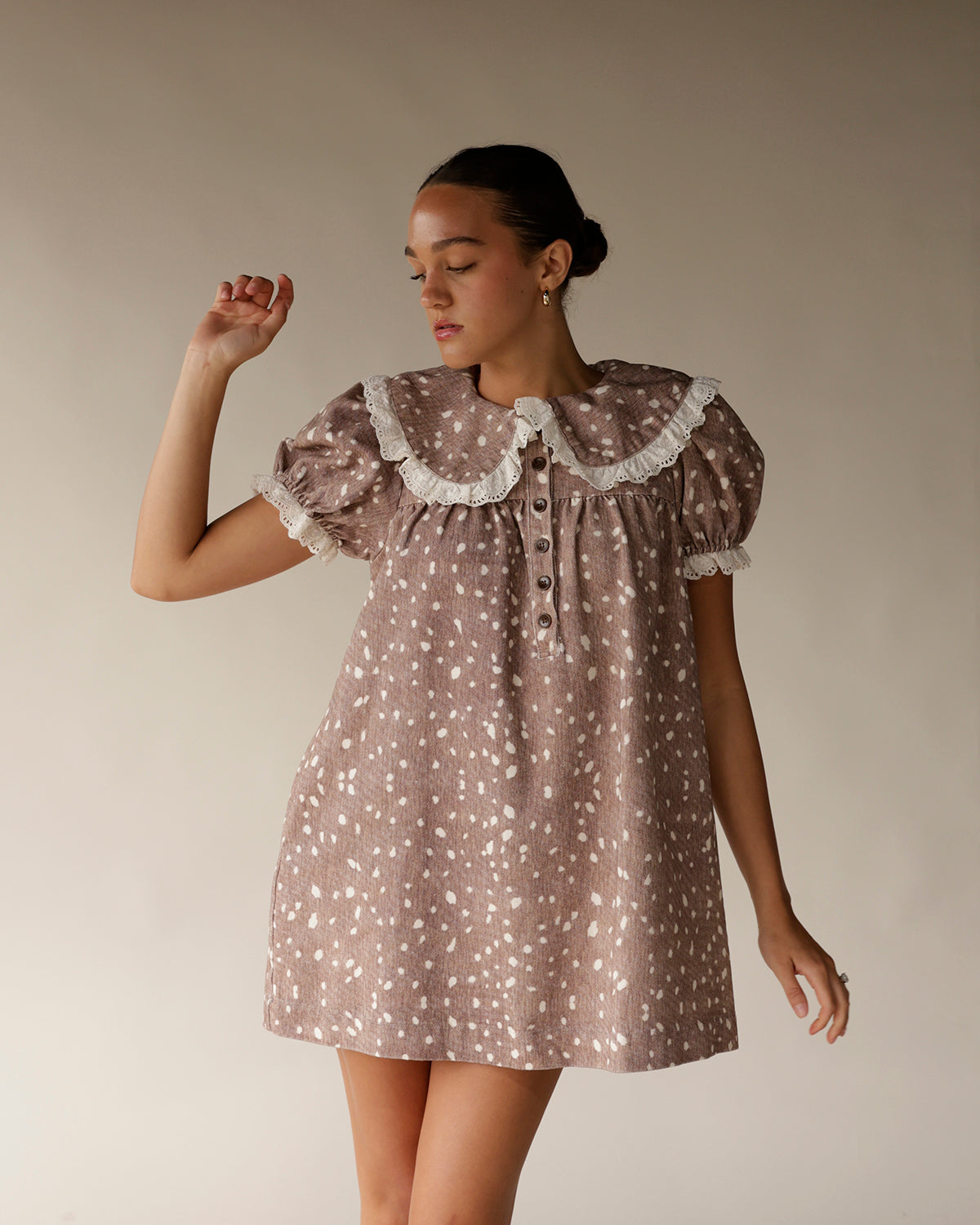 baby doll dress mini dress for fall fawn print dress holiday dress thanksgiving outfit easy fall dress 