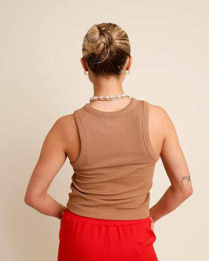 MOUTHING OFF LIPS TANK