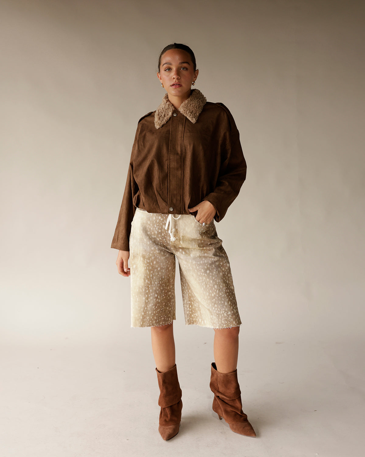 MOONRIVER SHEARLING COLLAR SUEDE JACKET