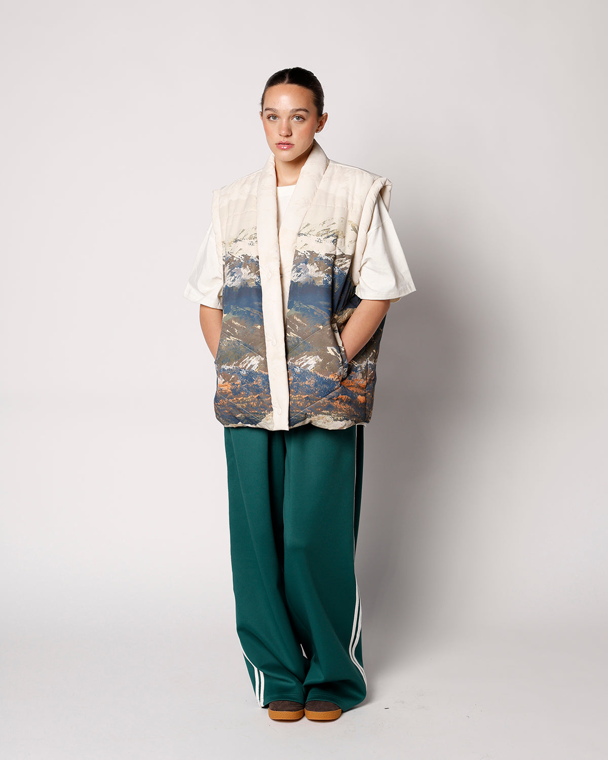 PEAK DREAMS PUFFER VEST