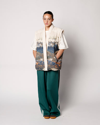 PEAK DREAMS PUFFER VEST