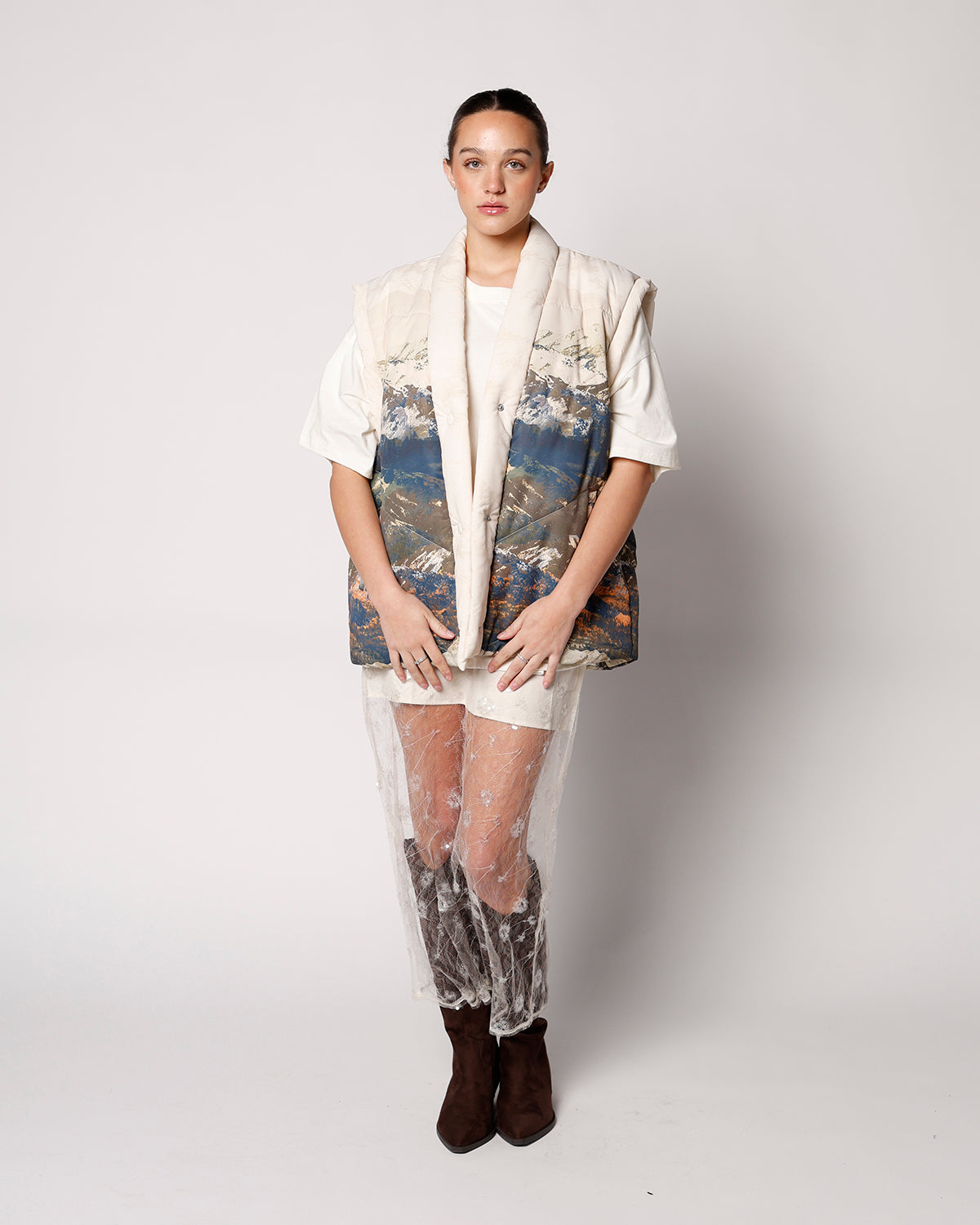 PEAK DREAMS PUFFER VEST