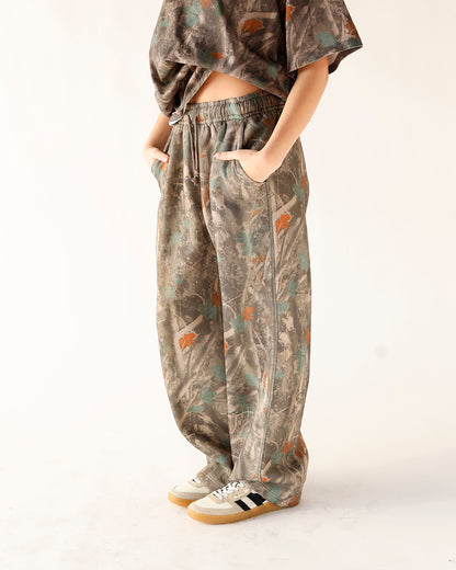 HIP OFF DUTY CAMO OVERSIZED WIDE-LEG SWEATS