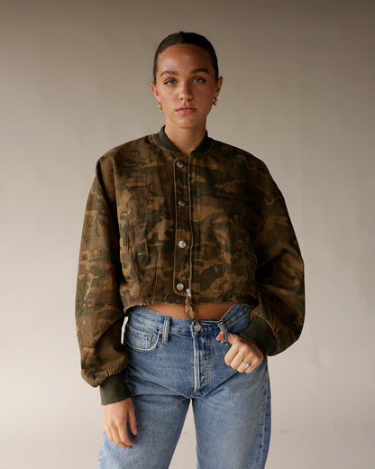 DUTY CALLS CAMO CROPPED JACKET