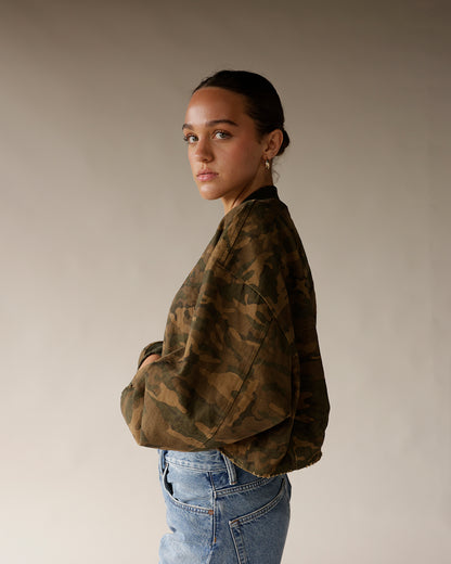 DUTY CALLS CAMO CROPPED JACKET