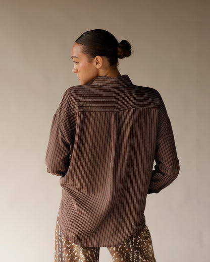 DOWN TO BUSINESS BROWN PLAID BUTTON UP