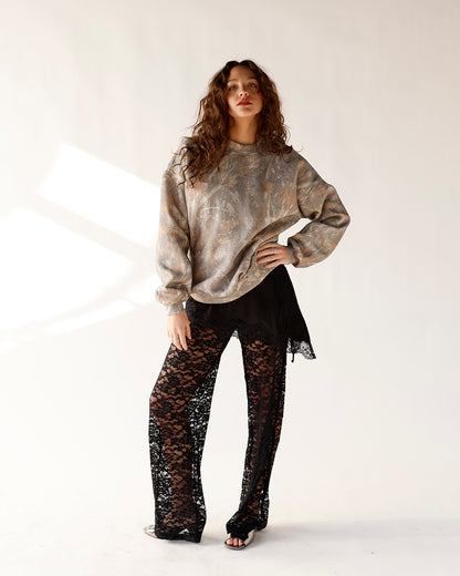 HIP CRUSHING ON CAMO CREW