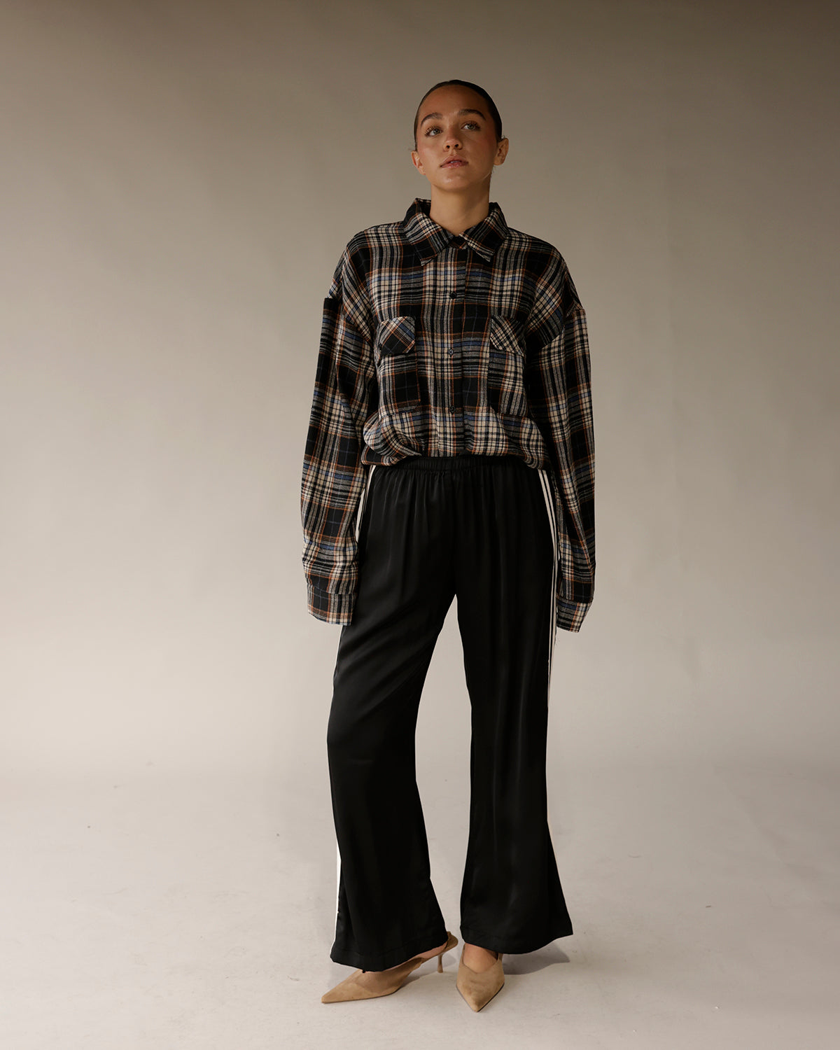 STAY IN YOUR LANE TRACK PANTS X BLACK