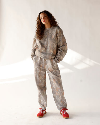 HIP CRUSHING ON CAMO CREW