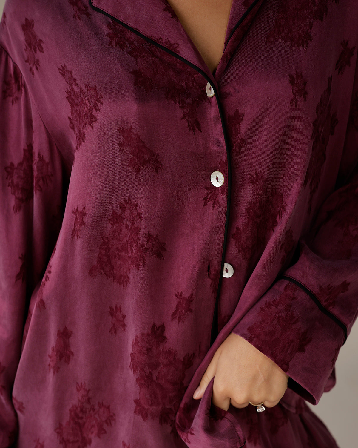 BERRY FLORAL SILK BUTTON UP