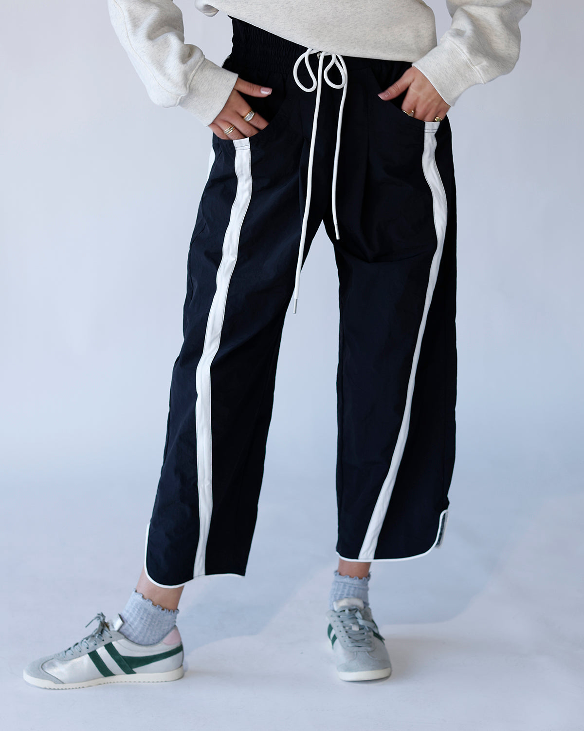 PLAYBOOK WINDBREAK PANTS X BLACK