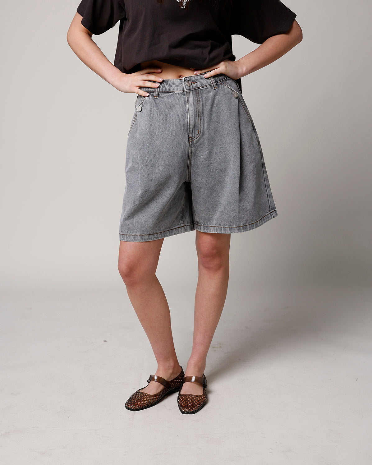 VINCENT BERMUDA SHORTS X GREY