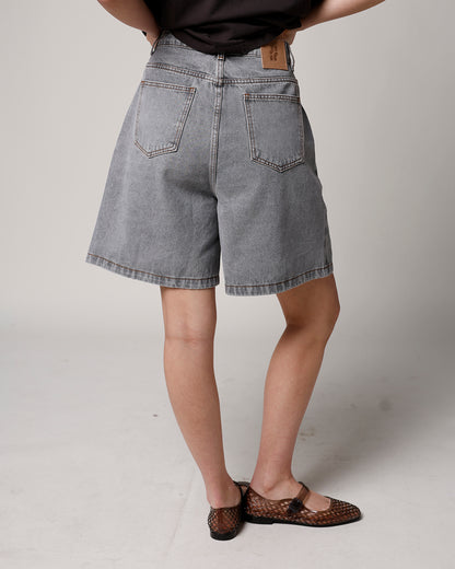 VINCENT BERMUDA SHORTS X GREY