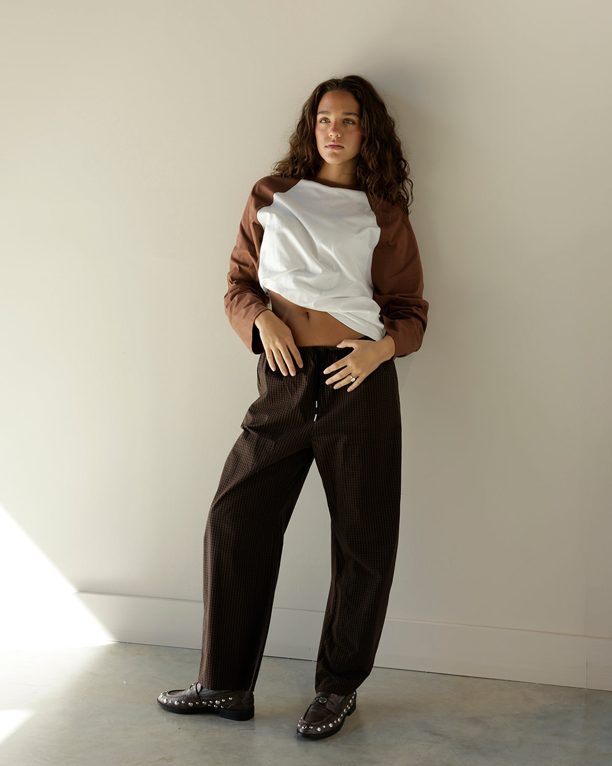 HIP COVETED RAGLAN TEE X BLACK