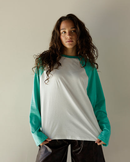 HIP COVETED RAGLAN TEE X TURQUOISE