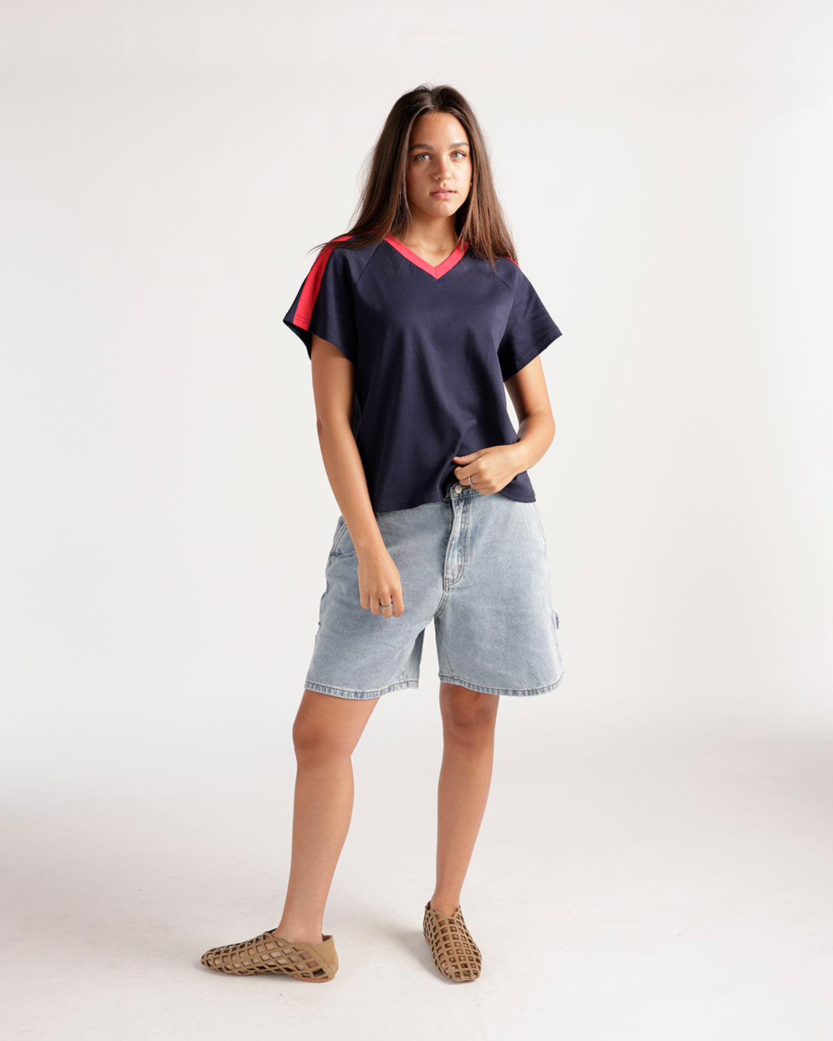 VARSITY VIBES TEE X NAVY