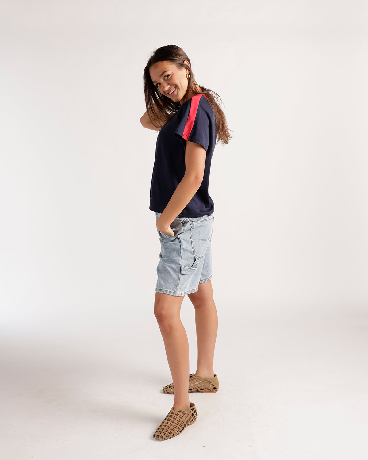 VARSITY VIBES TEE X NAVY