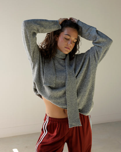 OFF THE SHOULDER GRAY SWEATER