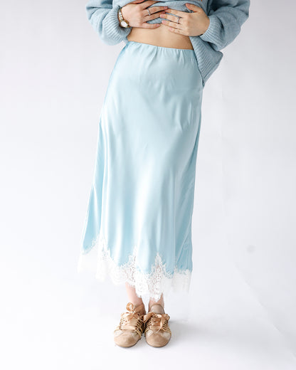 SKY LACE TRIM MIDI SKIRT