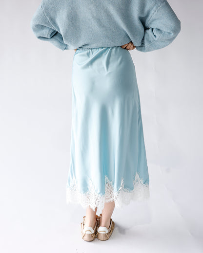 SKY LACE TRIM MIDI SKIRT