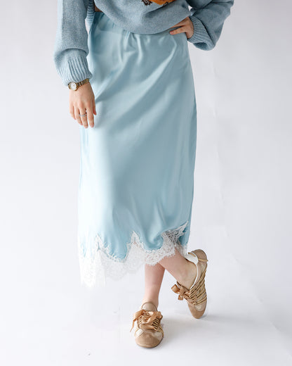 SKY LACE TRIM MIDI SKIRT