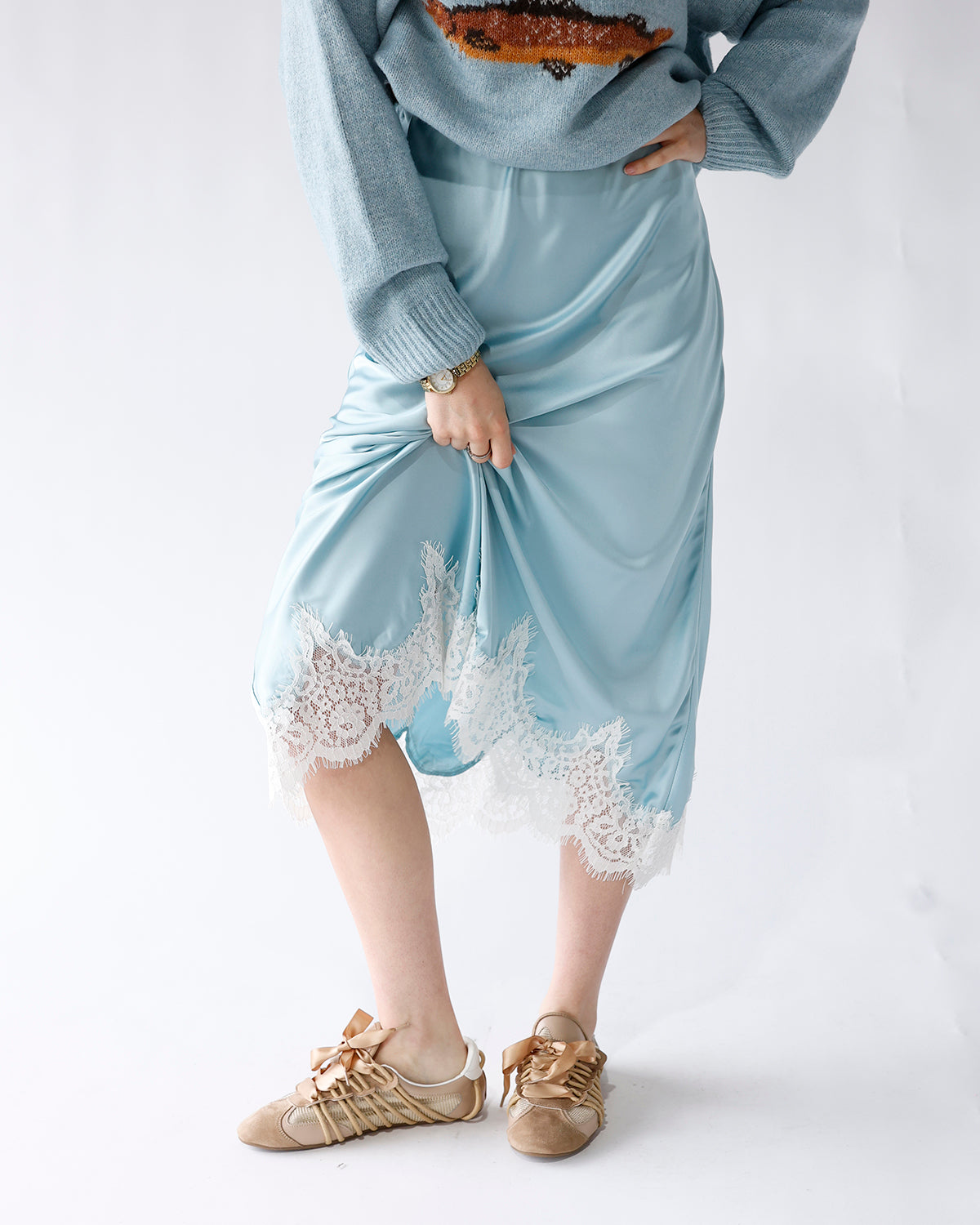 SKY LACE TRIM MIDI SKIRT