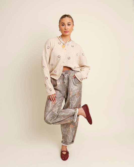 camo barrel shaped sweatpants 