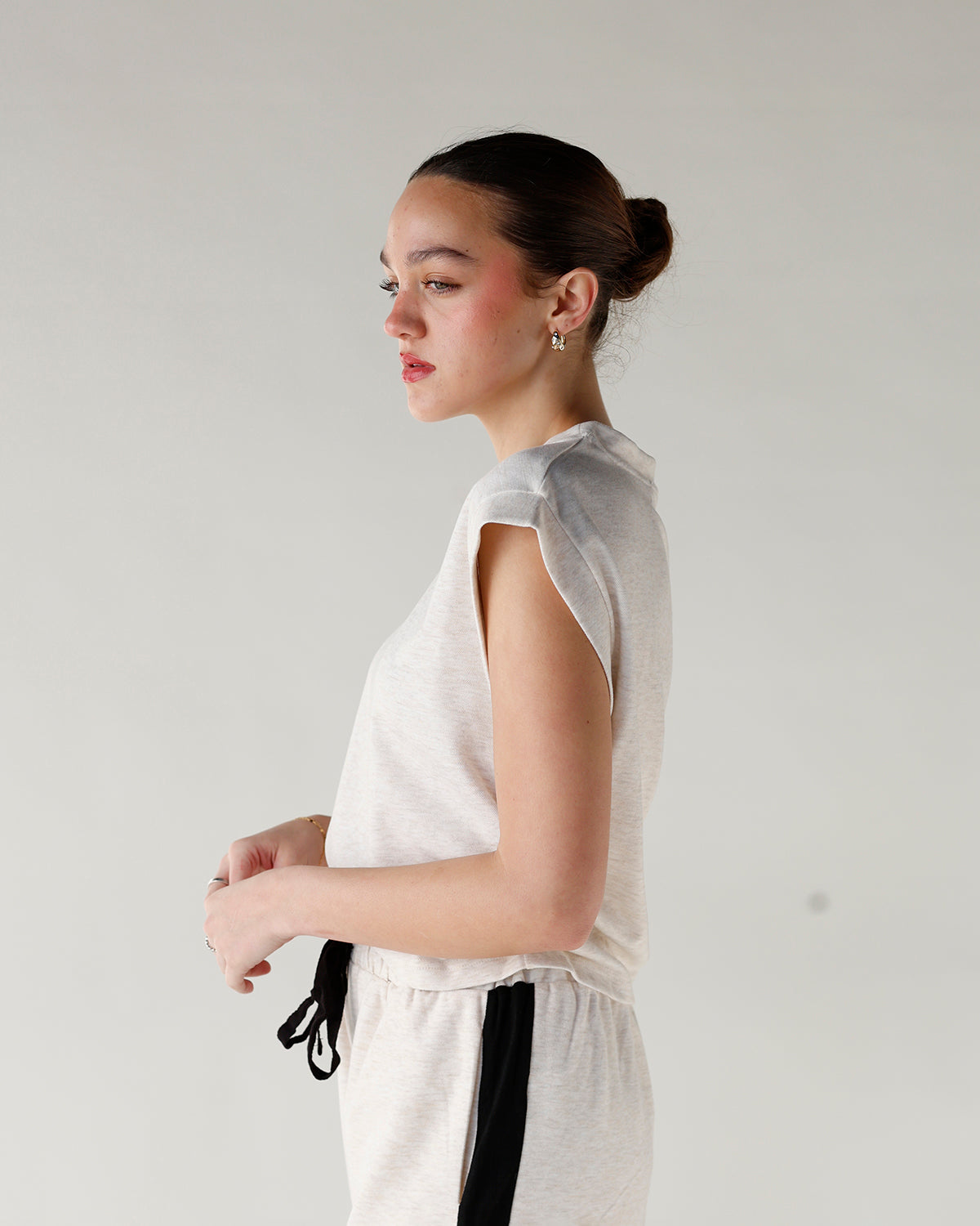 MORNING BREW RUCHED KNIT TOP