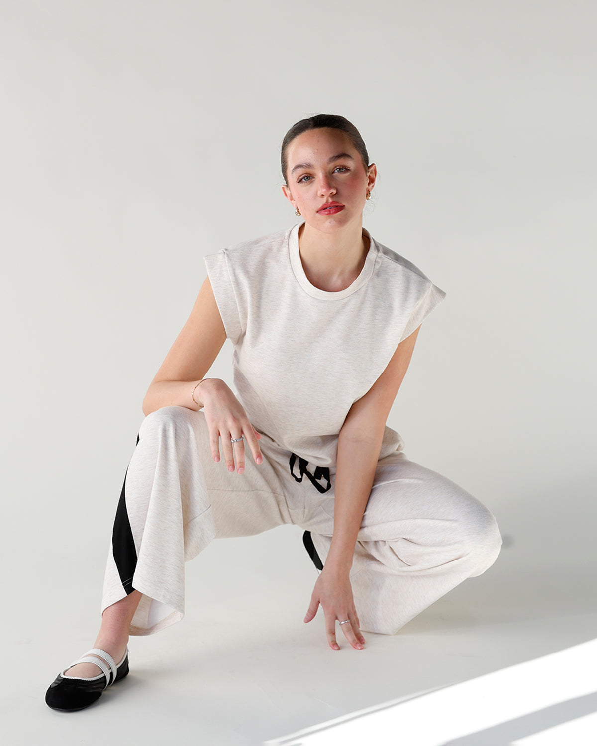 MORNING BREW RUCHED KNIT TOP