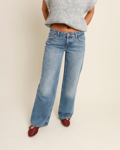 FREE PEOPLE TENNESSEE LOW-RISE BOYFRIEND JEANS IN COWBOY ROMANCE